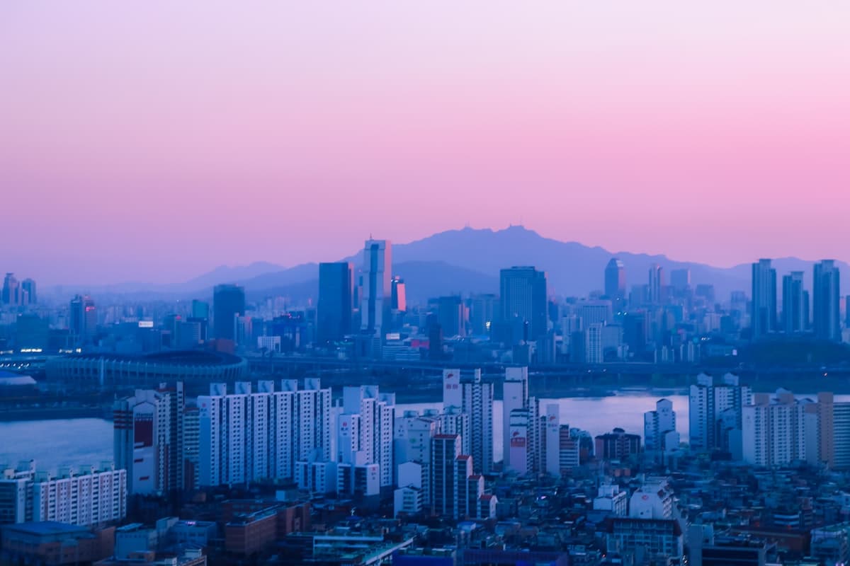 Digital Nomad Guide to Seoul: Work & Travel in 2026