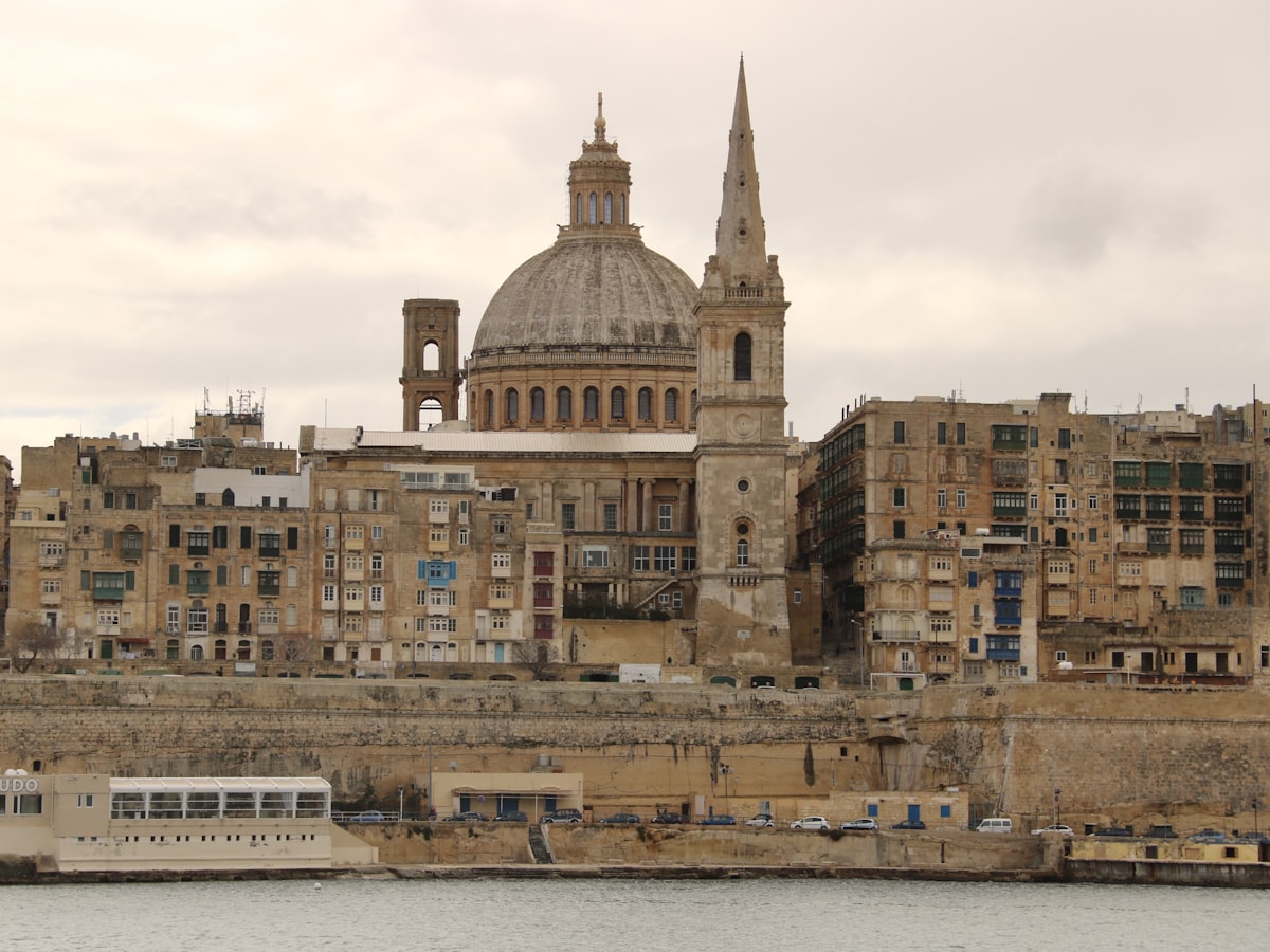 Digital Nomad Guide to Valletta: Work & Travel in 2026